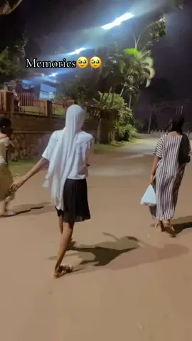 Forever young with ma gals🥹🥹@Miss Perry💊🩺💉 @Ariana joy 💉🥼 @Melly @ap praise #creatorsearchinsights #goviral #trendingvideo #boost #girlssupportgirls 