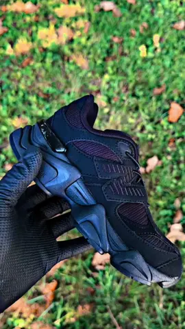 Ok.. I think my boys color wave of the 9060 have my mines beat😒… #9060newbalance #shoegawd901 #ongawwwd 