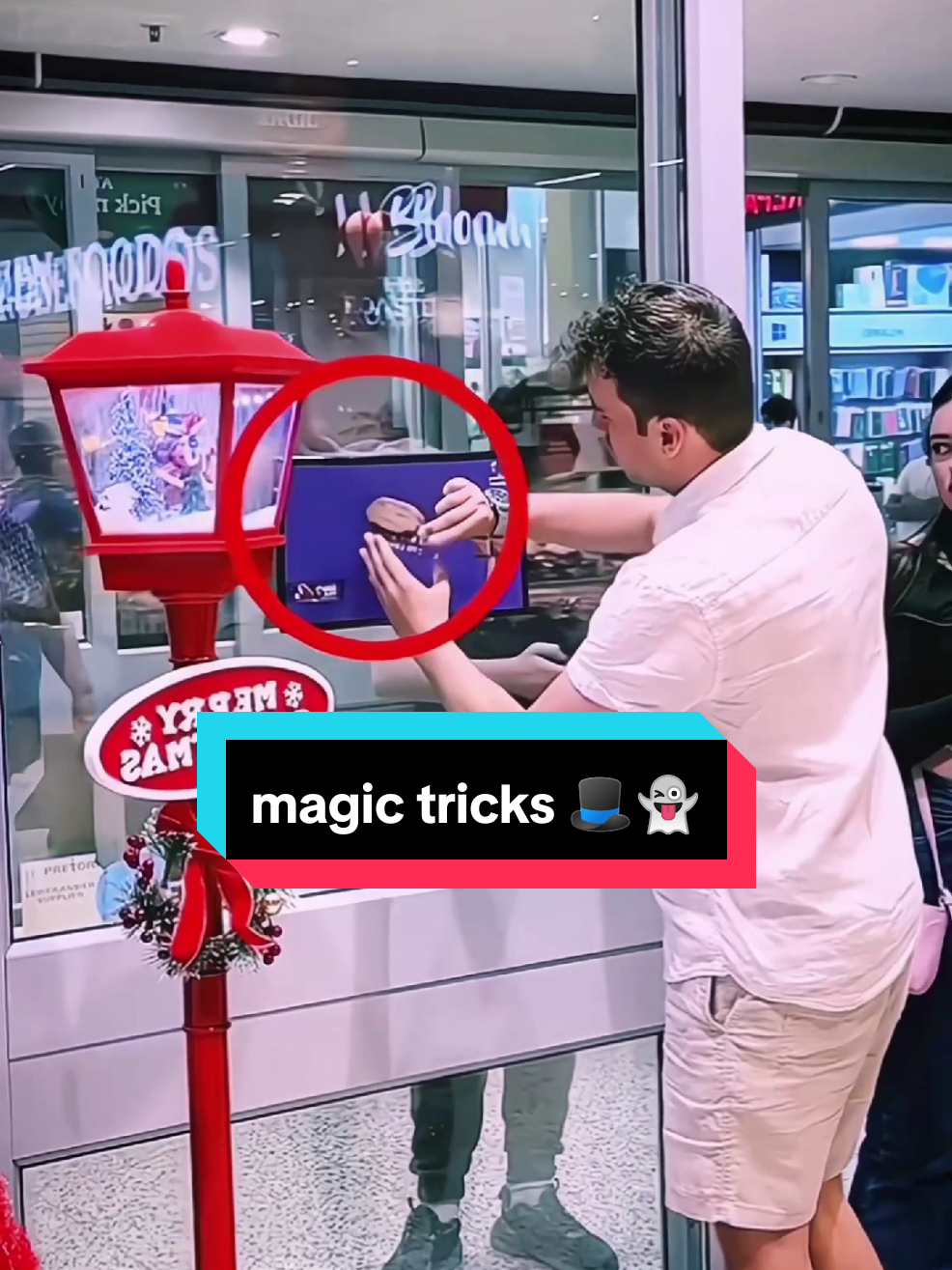 Amazing magic trick video #magic #trick #foryou #fyp #foryoupage @TikTok @Tik tok usa @TikTok Japan @vladislava galagan 