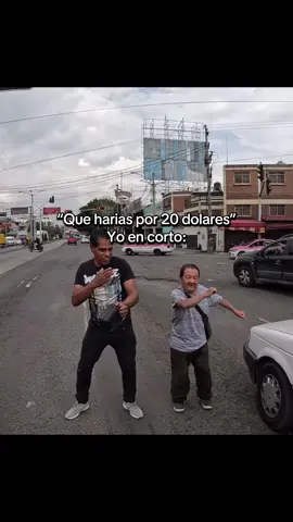 El burro y el chaparro bailando pa acabalar el lonche #elreydelasbromas #elchaparro #fypシ #elburro #broma 