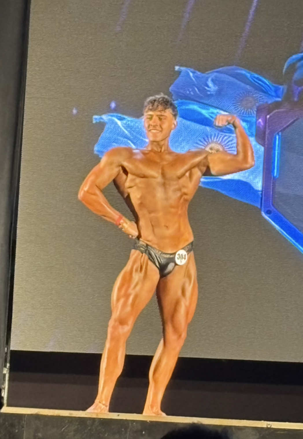 Los sueños se cumplen… si no seguirán siendo sueños 🥉🏆✨ #classic #gym #GymTok #dream #bodybuilder 