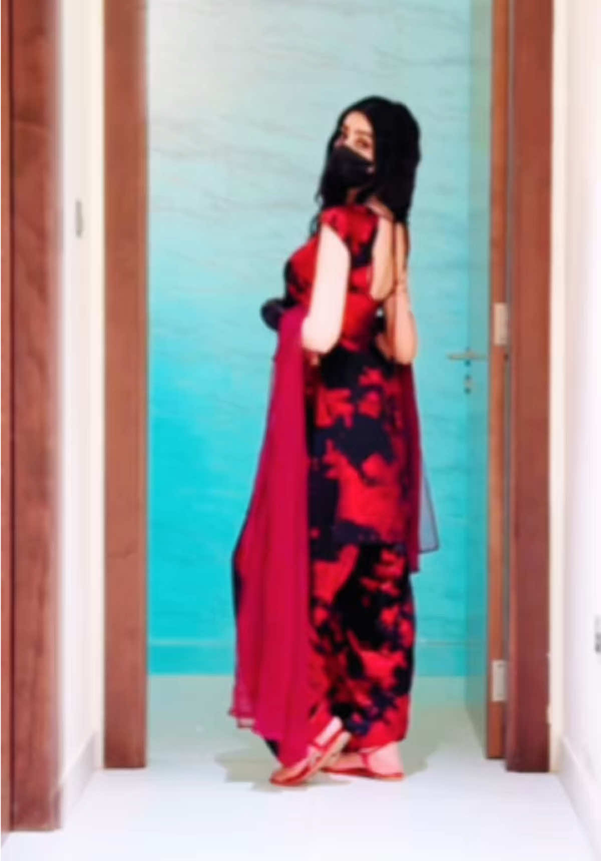 Haq na pharay tu meri baa 🥹🫴🏼♥️🖤 #foryou #viral #isharana1 #karanaujla #aujla 
