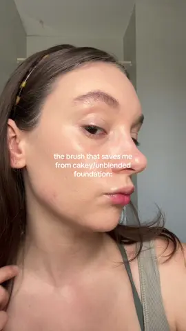 this brush does alllll the work because I’m usually so bad at blending #foundationbrush #makeupbrushes #bkbeautybrushes #tiktokshopcreatorpicks #foundationroutine 