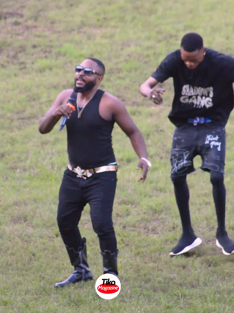 🎥 WATCH: Limbe-based artiste @www.tiktokandroidman01 performing at Half Time during the Final of the Limbe City Council Inter-Quarter Football Tournament, Fresh Edition IV 2025.