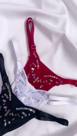 Kit 8 Tangas Sexy Em Renda Fio Dental Coração Calcinha Feminina por R$44,89. #tangas #tangassexy #calcinhafeminina 