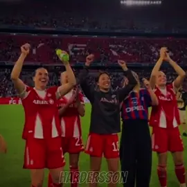 First match in the Bundesliga with a win and a record crowd, the season couldn't start in a better way ❤️🤍 #bayernfrauen #bayernmünchen #frauenbundesliga #woso #fypviralシ 