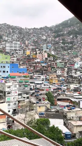 #foryou #fyp #brazil🇧🇷  #american #favela 