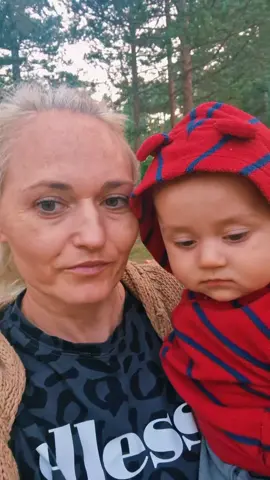 Parte de nuestras vacaciones🫶 Cateva zile de vacanta Au fost asa, cu cortul la padurice🤪🫶 #vacanta #vacaciones #relax #desconectar #spania #munte #montaña #vivir #vida #recuerdos #momentos #imparable #acampada #acampar 