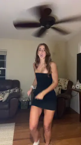 🕺 #fypシ #dance #joke #vibes #bored 