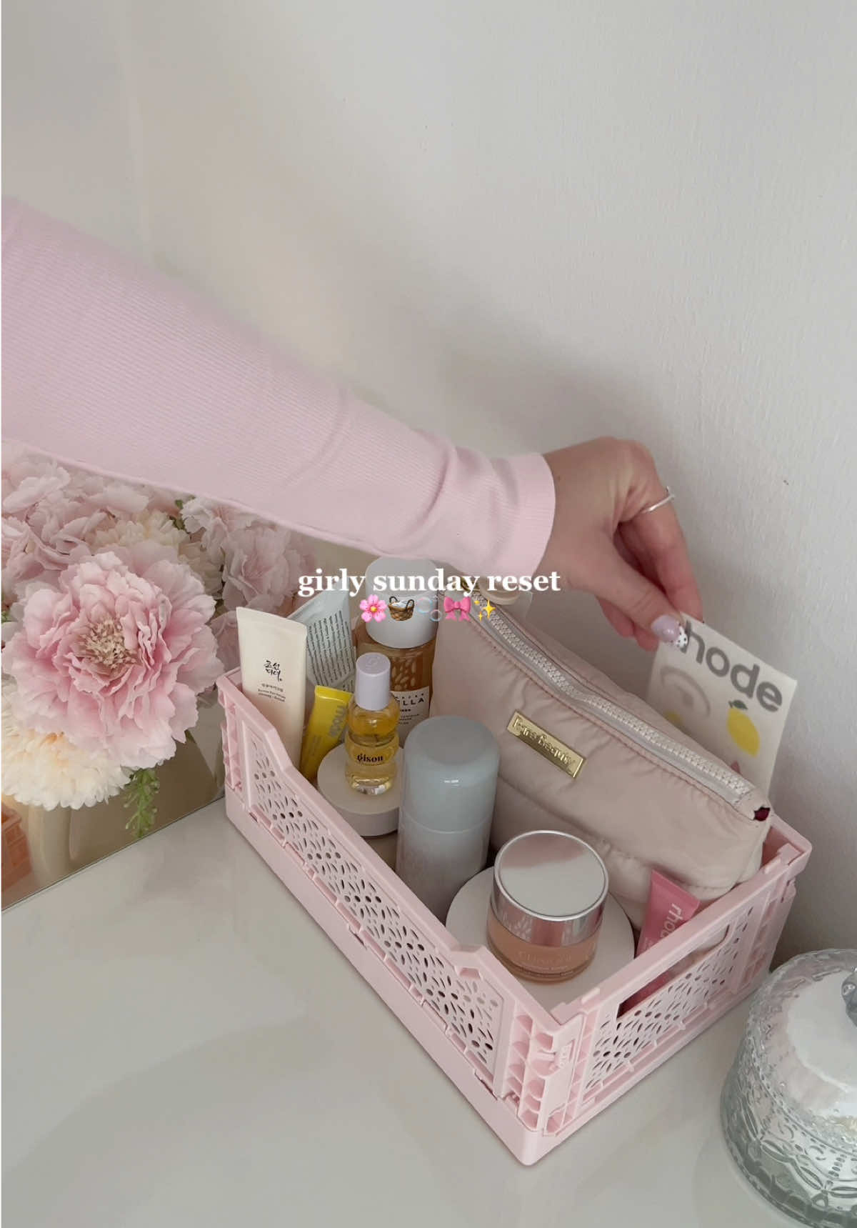 haven’t done one of these in a while🎀🫧 everything is clean and fresh!!🌸✨ #sundayreset #resetwithme #resetroutine #girly #reset #sundayresetroutine #sundayresetwithme #girlyreset #cleaning #cleaningroutine #fallreset #autumn #aesthetic #room #girlyroom 