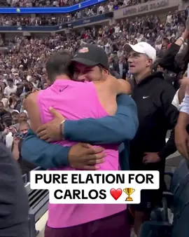 What a moment 👏#carlosalcaraz #USOpen #tennis 