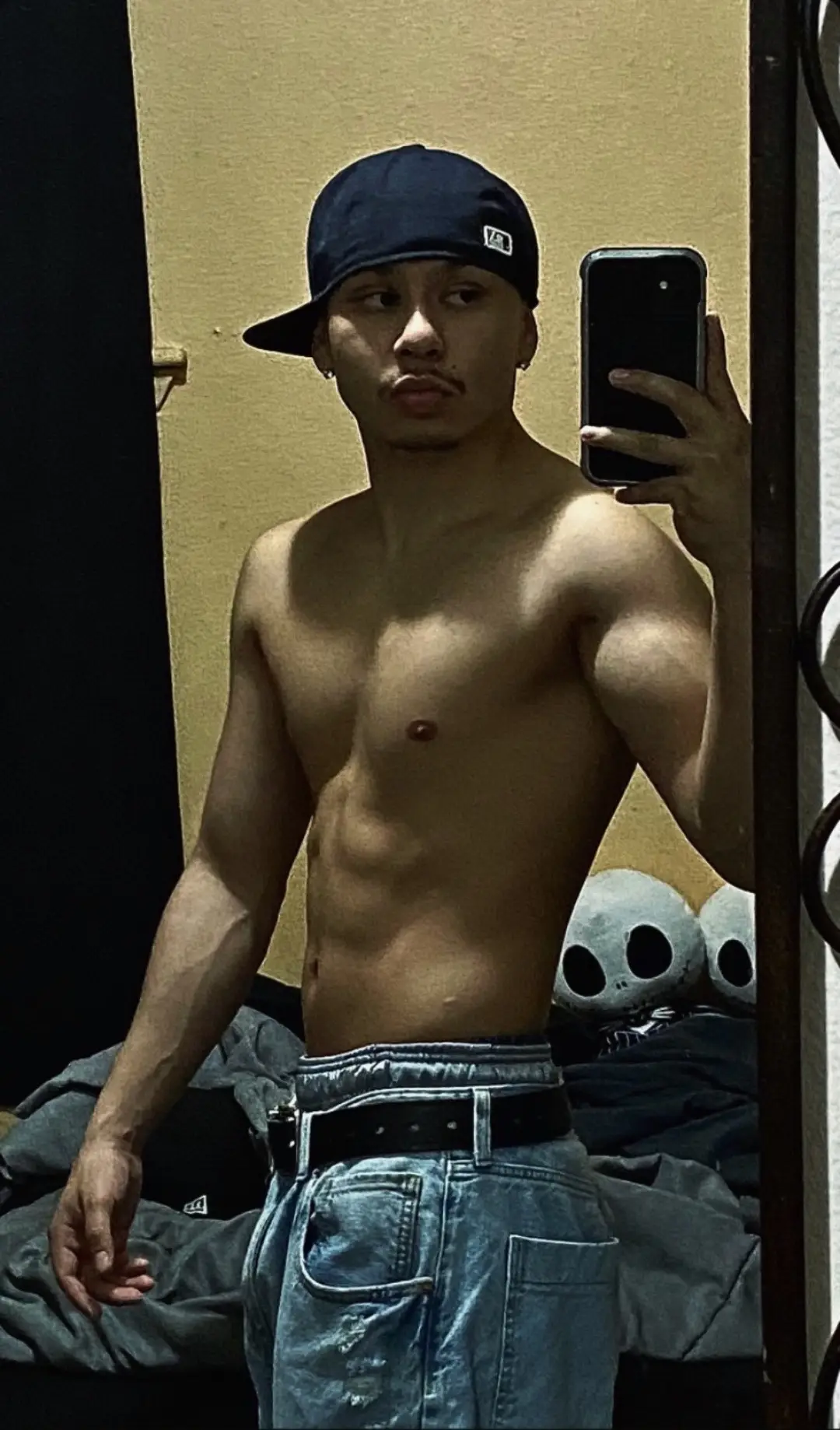 Sometimes I feel so alone I just don’t know feels like I been down this road before so lonely and cold.