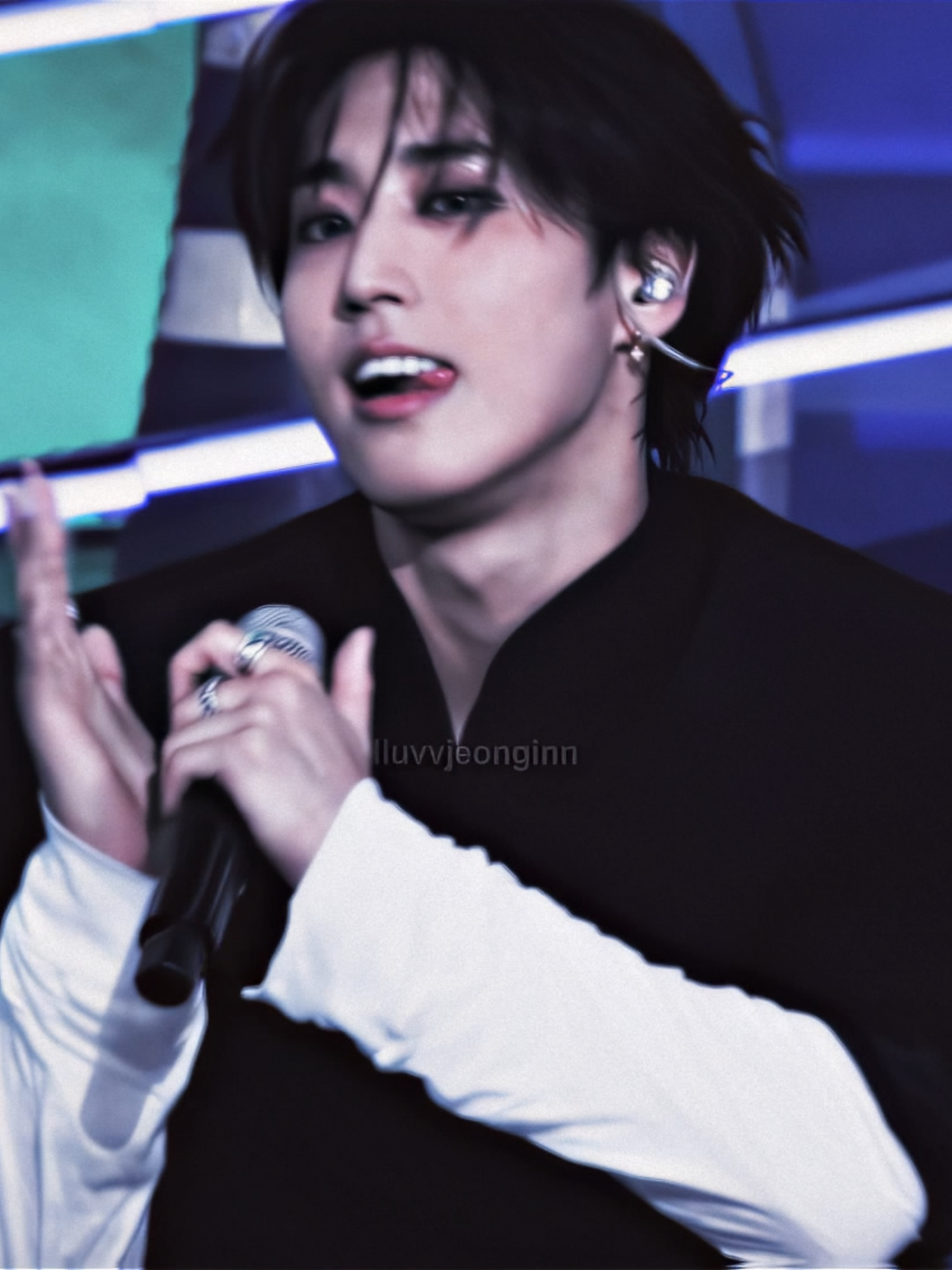 HAN VER #hanjisung #han #hanjisungedit #𝙫𝟯𝙣𝙪𝙨𝙜𝙧𝙥 #skz #skzedit #straykids #straykidsedit #kpop #edit #aftereffectsedits #viral #fyppp #foryou #foryoupagе #xyzabc