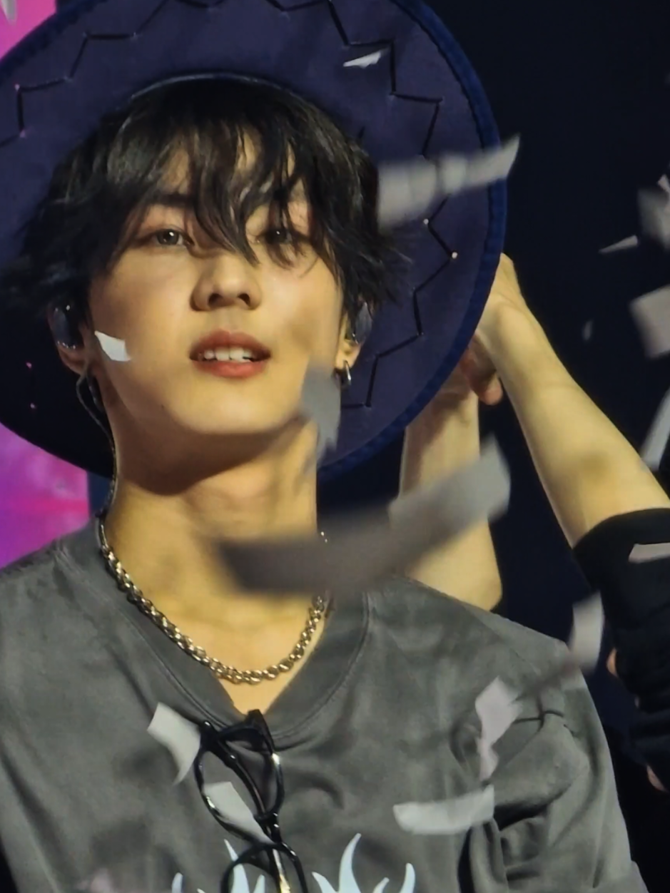 Words can't describe how much I love this little man 🤍 #enhypen #엔하이픈 #jungwon #정원 #WALKTHELINE_IN_BRUSSELS 