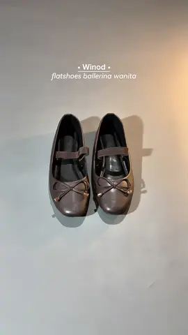flatshoes yang bisa bikin kaki jadi kelihatan cerah🤎✨ siena flatshoes by @winodofficial  #sienaflatshoes #sepatuwanita #flatshoes #flatshoescantik #fyp 