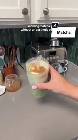 Ok but this maple matcha might be my new favorite #morningmatcha #matcharecipe #frenchtoastmatcha #maplematcha 