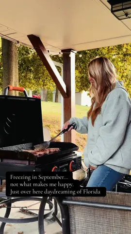 Freezing in September…Sheryl Crow on, hoodie on, daydreaming of Florida 😅🎶