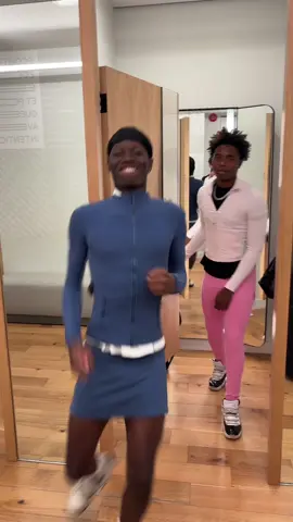 Back😜#fyp #zxycba #lululemon@feldre__m 