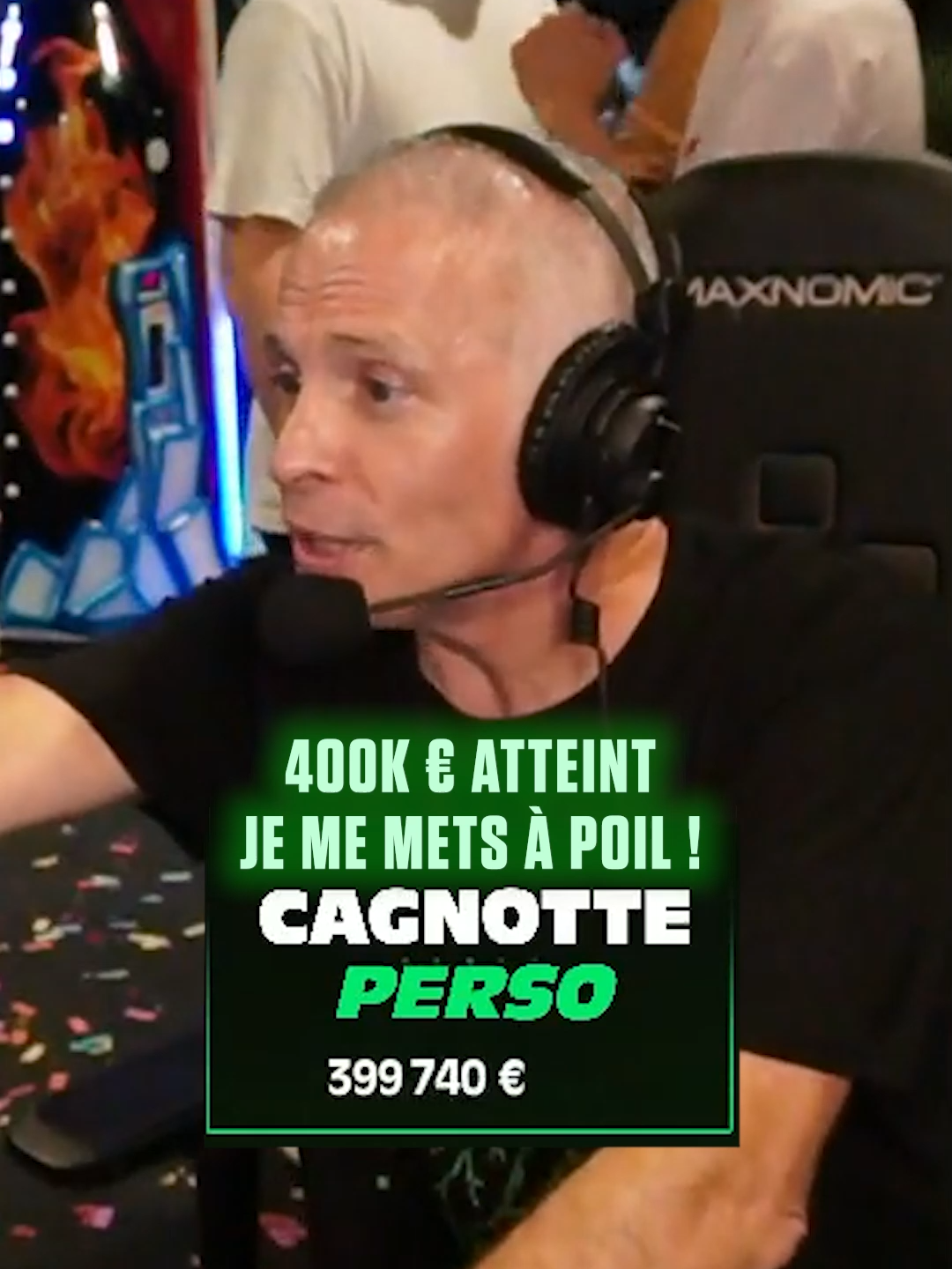 Et voilà on a atteint les 400 000€ sur ma cagnotte pour le Zevent et il est l'heure de se mettre à poil !!! #humour #zevent #donation #samueletienne #twitchfr
