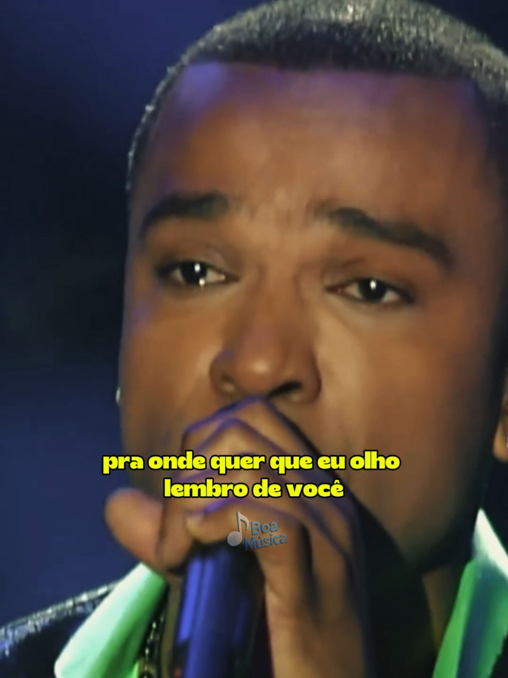 🥹 Se até o Alexandre Pires chora com as próprias músicas, o que dirá a gente, né?  • #alexandrepires #musicasparastatus #musicaromantica #pagode 