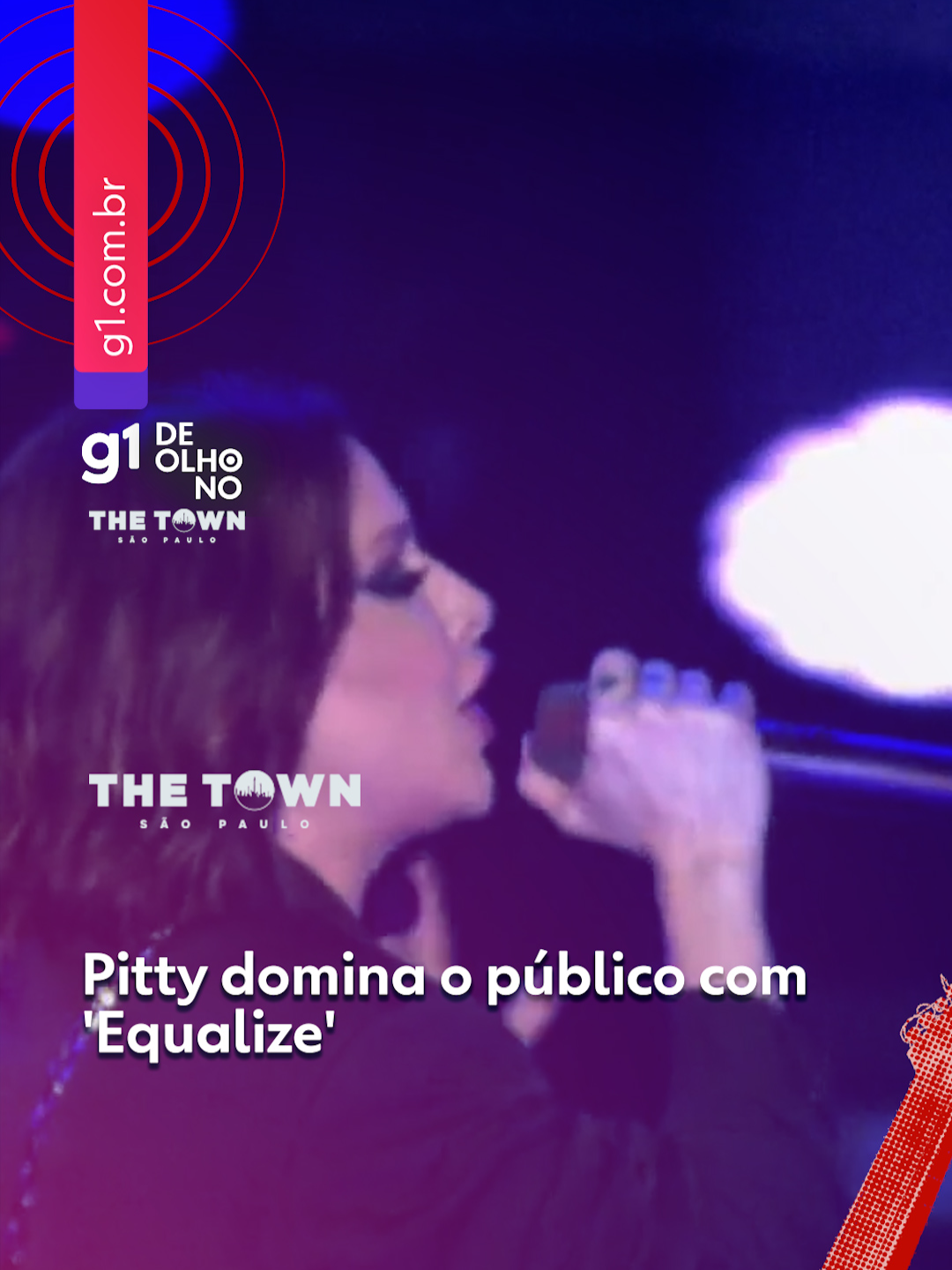 #g1noTheTown (este texto é uma resenha crítica, por Marina Lourenço) - Pitty deu um show de nostalgia no The Town deste domingo (7). A cantora colocou seu poderoso gogó para jogo e levou ao palco The One uma sequência de hits que marcaram os anos 2000 — e o auge de sua carreira. O público não apenas contemplou a apresentação com a alma, mas também se tornou um grande coral emocionante. A artista começou o show com “Máscara”, já eletrizando o público desde os primeiros instantes. Ela vestia preto dos pés à cabeça. Com terninho e correntes sobre o corpo, Pitty esbanjava pose de roqueira felina. Em “Admirável Chip Novo”, ela sensualizou ao tirar a luva com a boca. A apresentação, que estava bem cheia, teve o público como segundo vocal. Formada principalmente pela geração millennial, a plateia cantou a maioria das faixas em coro. A artista levou seus sucessos mais clássicos, como “Teto de Vidro”, “Semana Que Vem” e “Memórias” — nessa aqui, ela pediu para o público formar rodinhas punk e foi atendida com bastante energia. Em “Equalize”, um fã na plateia pediu em casamento sua namorada, que disse “sim” e foi às lágrimas. O casal foi ovacionado por quem estava ao seu redor. Ao g1, os dois (Mayara Rosa e Thiago Diniz) contaram que estão juntos desde a primeira a edição do The Town e que o primeiro beijo rolou no show da baiana, justamente durante esse hit. Veja mais clicando em 'leia o artigo' #g1 #g1pop #pitty #thetown #tiktoknotícias