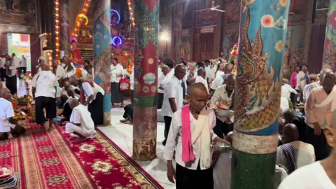 #ត្រៀមខ្លួនហើយនៅភ្ជុំបិណ្ឌឆ្នាំនិងបានប៉ុន្មានវត្តដែរ🥰🍚🌹💐 