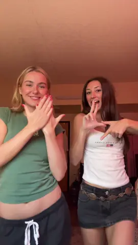 kkg and aphi roomies @Lizzie 