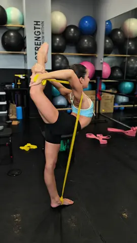 Excellence can’t be duplicated. What makes it stand out is the unity across every single BodyTech client strength, technique, and presence all moving as one. 🔥 This private segment was built to sharpen precision and keep those needles right where they belong. 🩰✨ ✅ Cohesive look across all clients ✅ Technical refinement at the highest level ✅ Private training that sets the standard The BodyTech Method isn’t just training. It’s unmatched excellence. 💯