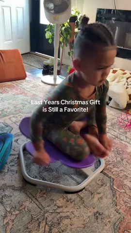 This sold out before Christmas last year! Don’t wait if you want this for a gift this year. @SCITOO USA  #sensorytoys #kidstoys #kidsgifts #sensorychair #kidschristmasgifts 