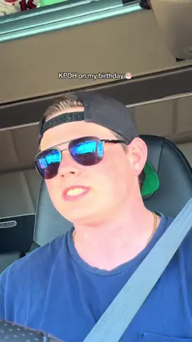 First birthday on the road accompanied by some good good KPDH 😄