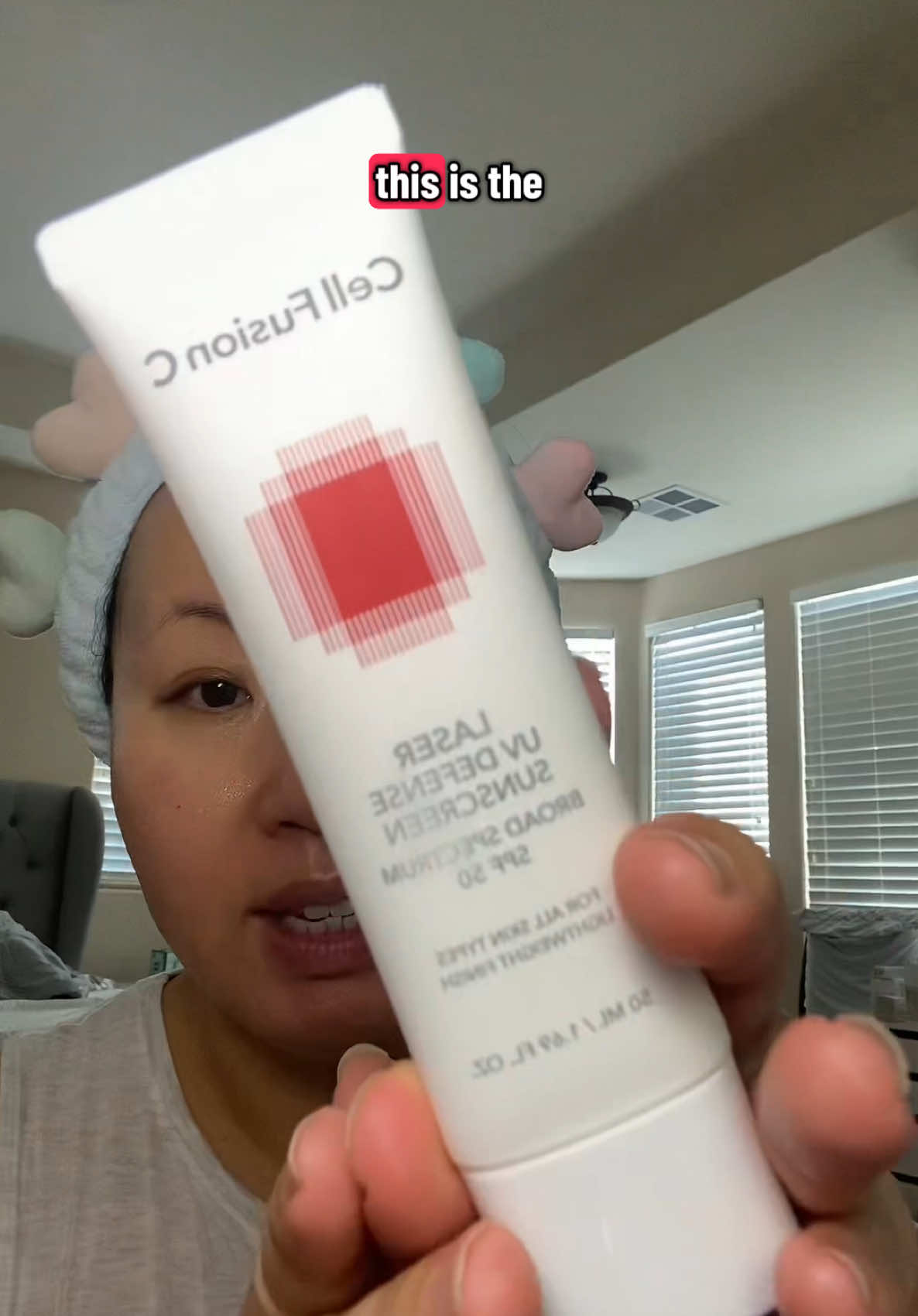 The number one sunscreen in Korea when I went in April was this @Cell Fusion C Global sunscreen. It’s safe enough to use on the most sensitive of skins and has a wonderful brightening effect. #cellfusionc #cellfusioncsunscreen #koreansunscreen #kbeauty #glassskin @ohmybeloved 