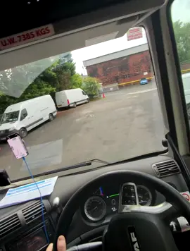 That was super close #trucker #trucking #fypシ゚viral🖤tiktok #truckdriver #fyppp 