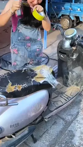 This high-elastic leather #electric vehicle seat cover is waterproof, sun-resistant, scratch-resistant and wear-resistant. It is suitable for all seasons. #Waterproof, sun-resistant, scratch-resistant and heat-resistant #seat cover.