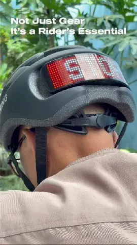 More Than a Helmet — It Speaks for You #SmartHelmet #RideLoudStaySafe #HelmetUpgrade #SignalSmart #NextGenRiding #LEDHelmet #BikeSmart #UrbanRider #GearThatSpeaks #ModernCommute