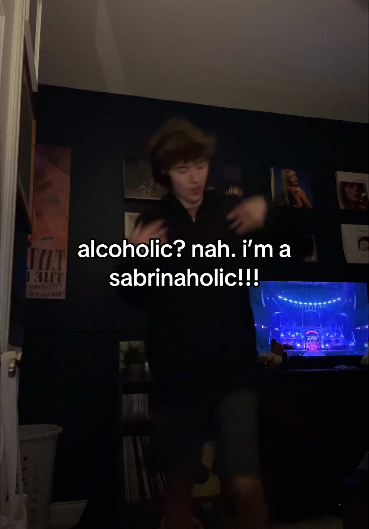 this took me forever to even slightly get i can’t dance for shit you guys and i’m so stiff i’m so tired give me grace #sabrinacarpenter #tears #mansbestfriend #fyp #foryou tears dance break @Sabrina Carpenter 