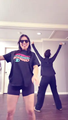 your fav mom and daughter duo😛 #paratii #fyp #mom #trending 