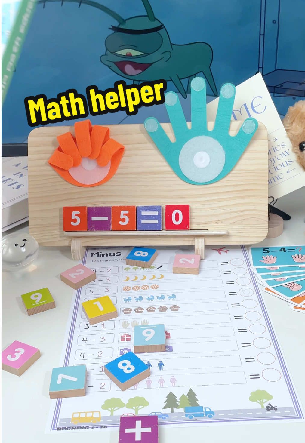 These Montessori finger counting toys make learning numbers easy, hands on, and super fun #mathgames #handsonlearning #earlychildhood  #countingfun #mathforkids 