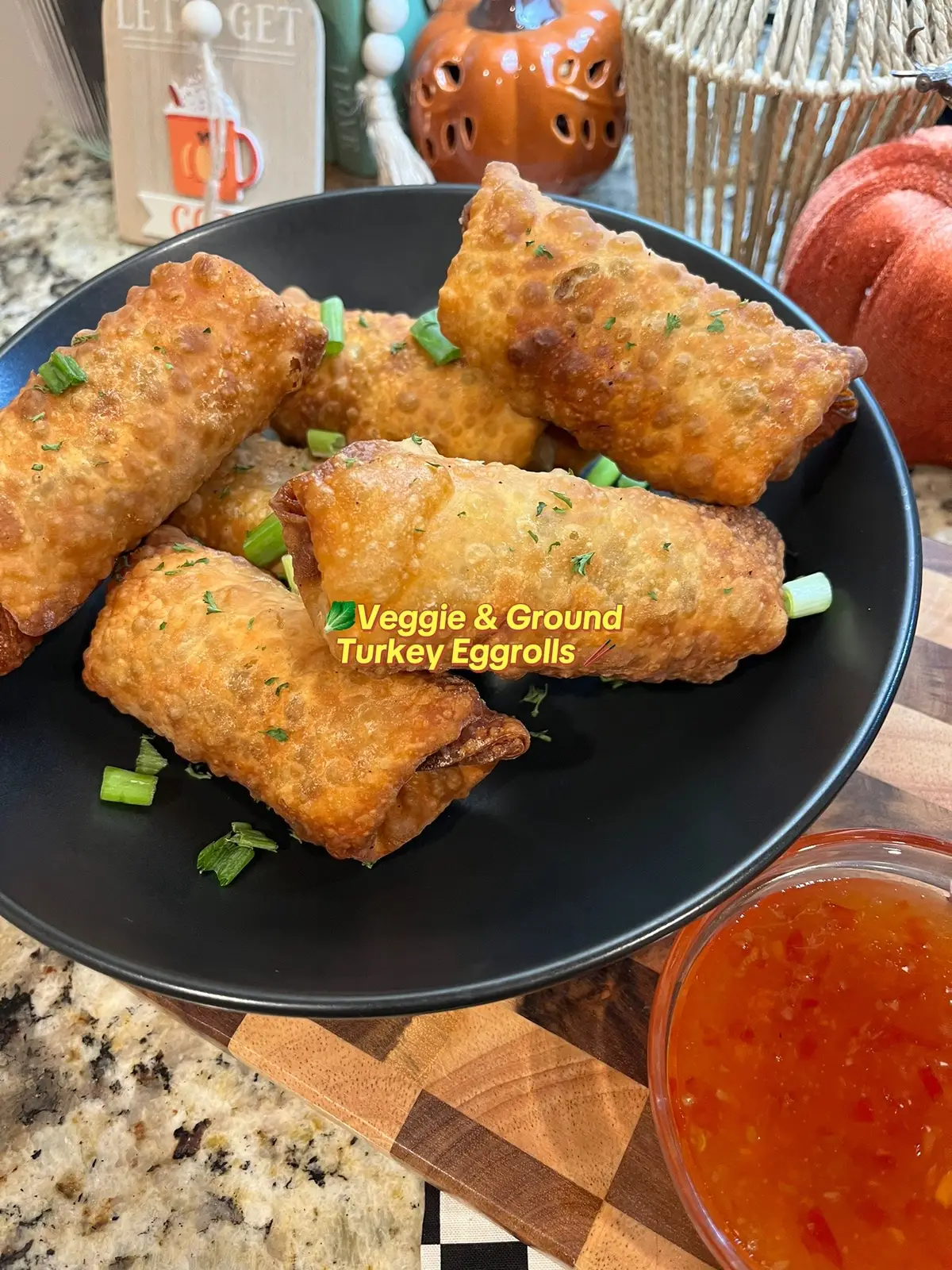 Cabbage mix + ground meat= perfect eggroll filling 🍱 #eggrollsrecipe #dinnerrecipes #homemadeeggrolls #DinnerIdeas #viralrecipes 