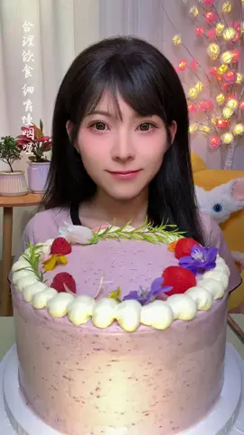 #cake #asmr #mukbang #eatingasmr #eatingshow 