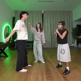 K: alondrissa | #fouryou #alondrissaclipstwitch #rainelissss #alexomarr 