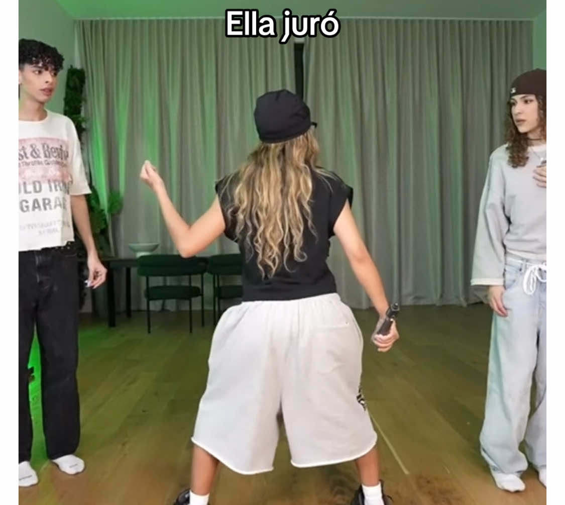 K: alondrissa | #fouryou #alondrissaclipstwitch #alexomarr #rainelissss 