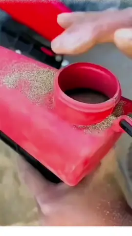 Súng phun cát dùng hơi khí nén làm sạch bề mặt vật liệu #sungphuncat #sungphuncatcamtay #dungcuthongminh #dungcucamtay 