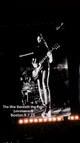 we actually got the best setlist I’m so sorry (G said it was his favorite too) #mcr #mychem #mychemicalromance #mcr5 #fenwaypark 