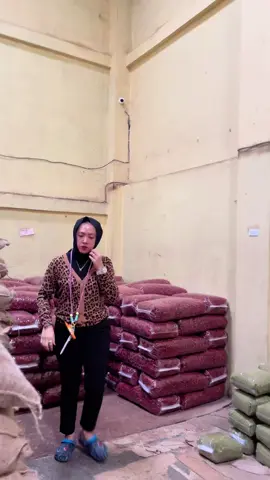 Semangt lagi yukk di hari senin 🥰   ..syiap angkut teja cantik merah (cengek kering)Specialis teja ,cengek kering dan hasil bumi Untuk pemesanan bisa via w.a ya.. No w.a ada di BIO profil  TASIKMALAYA #pyfツ  #fyppppoppoppppppppppppppp  #fyp 