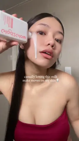 the milk i love! @Glad2Glow_Official #g2g #glad2glow #milk #g2gfacialwash 