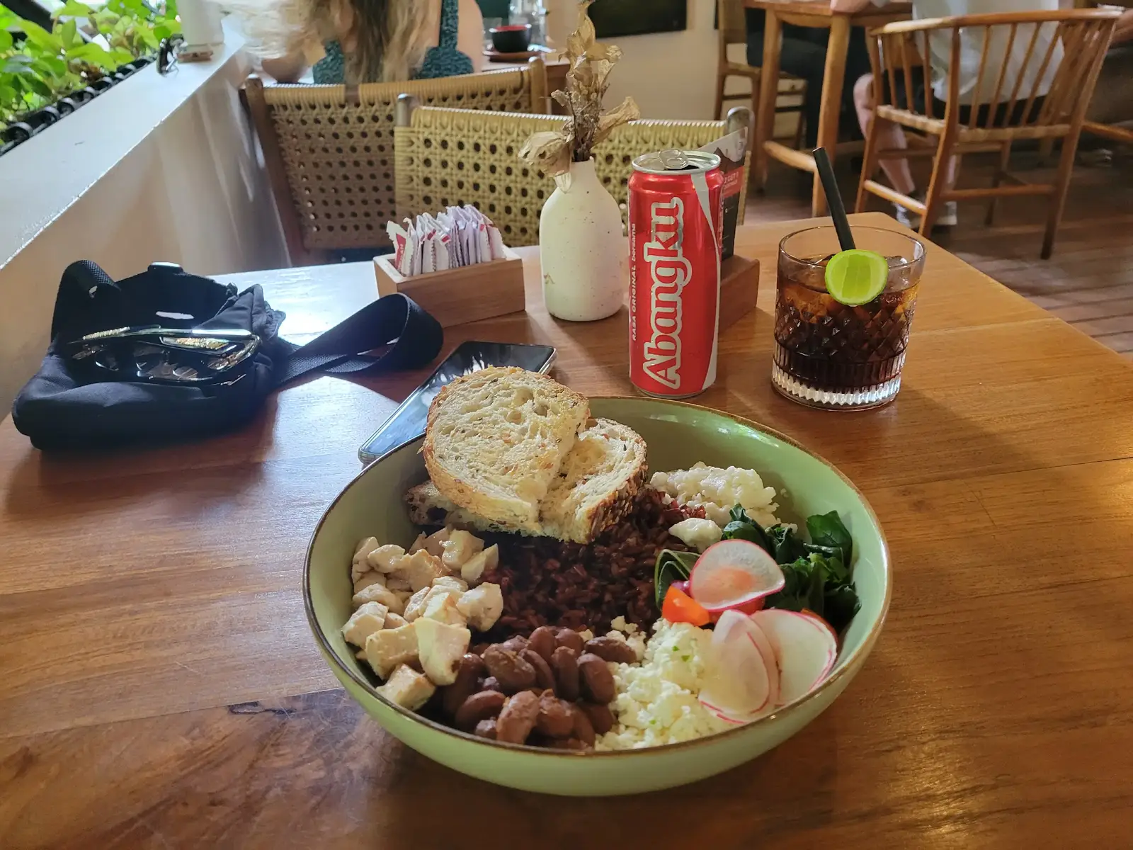 power breakfast round 2 ,banging gaff ,zin cafe and hotel bali