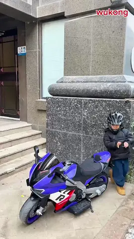 “Moto điện nhưng dáng hịn như PKL 🔥”#xemotodienchobe #kidsoftiktok #xuhuong 