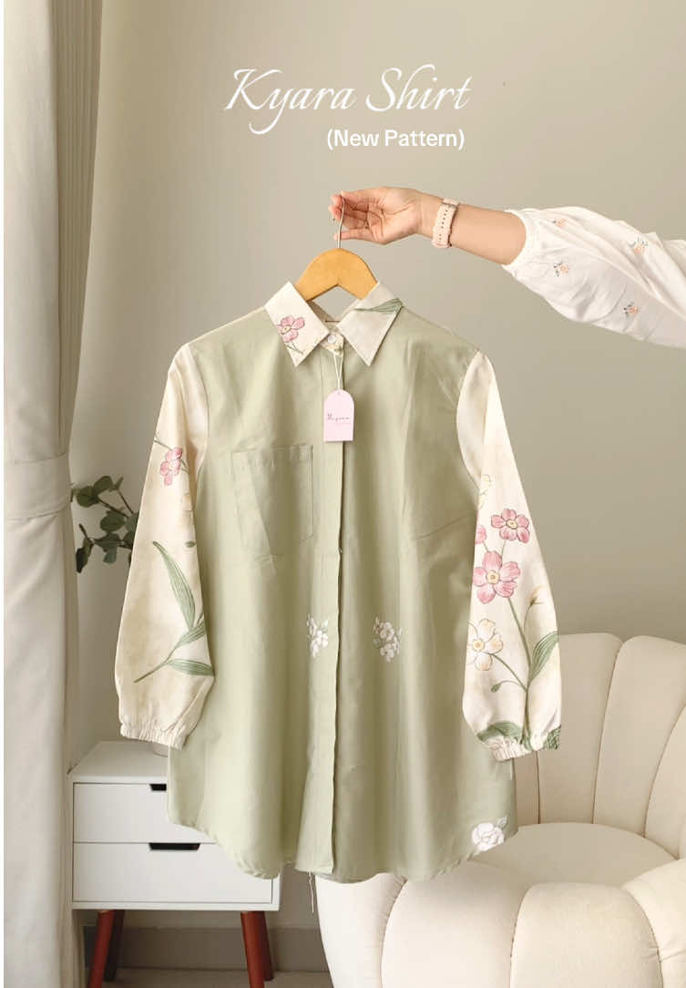 Kemeja motif BEST SELLER ready dgn NEW Pattern 🥰 Join LIVE MAYSAA untuk lihat detailnya dan untuk info terbaru Outfit hari ini 😍 #guncang99sale #kemejawanita #kemejamotif #kemejakatun #gajiansale 