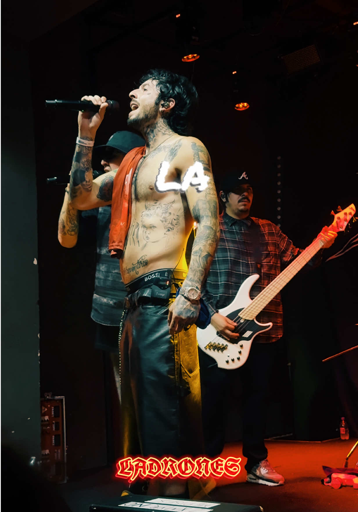 @ladronesmx en vivo 🔥🇲🇽💣 #ladronesmx#zxmyr#musica#parati#rolon