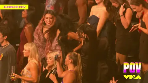 so proud of katseye winning at the vmas 🫶🏻🫶🏻🫶🏻 #fyp #funny #katseye #vmas #viral 